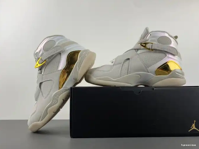 HYPE Jordan Champagne 832821-030 8 Retro 0514